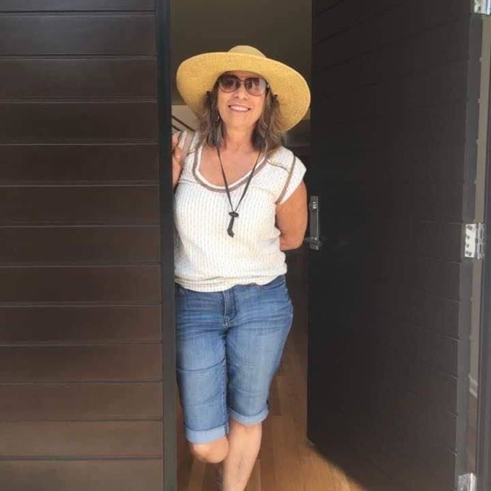 Meet your Posher, Jeanne